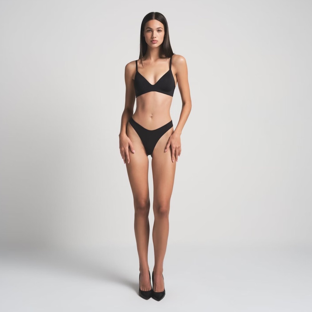 Wireless Form T-SHIRT DEMI BRA